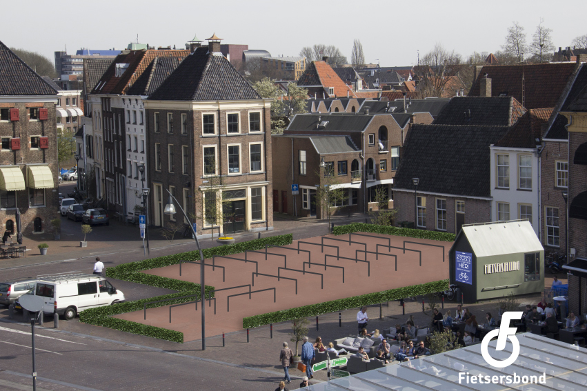 Bewerkte foto: Rodetorenplein: idee voor fietsparkeren