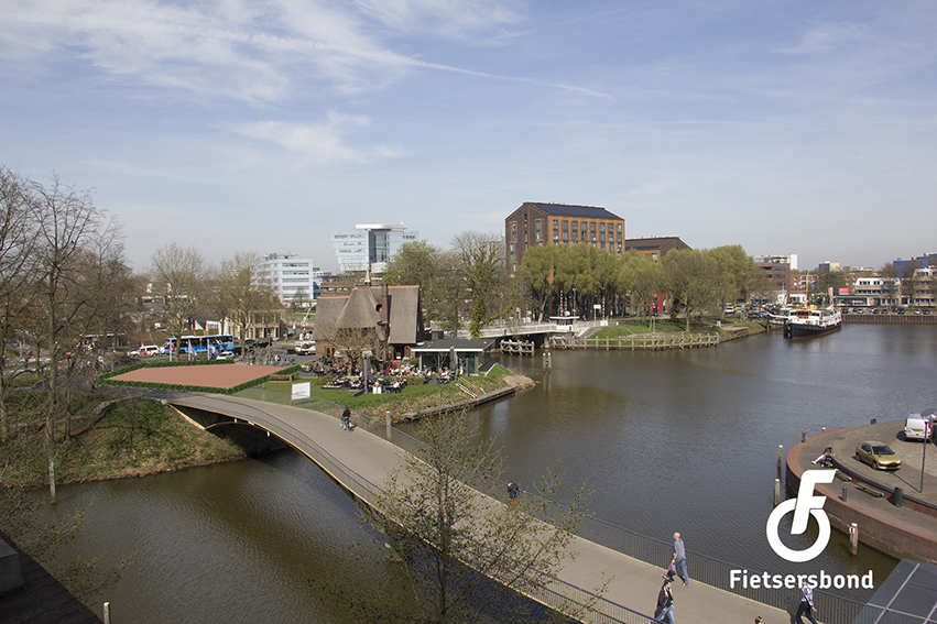Bewerkte foto: Hofvliet Villa: ruimte voor fietsparkeren